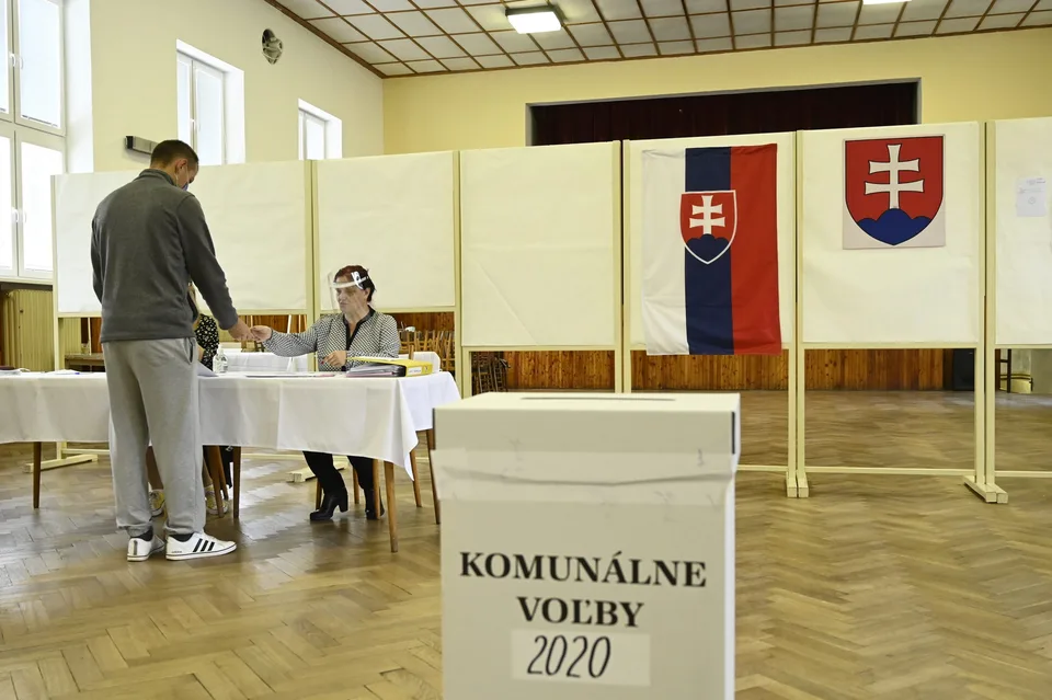 Read more about the article Štyri obce v Banskobystrickom kraji majú nových starostov. Iba v jednej bol zvolený kandidát strany