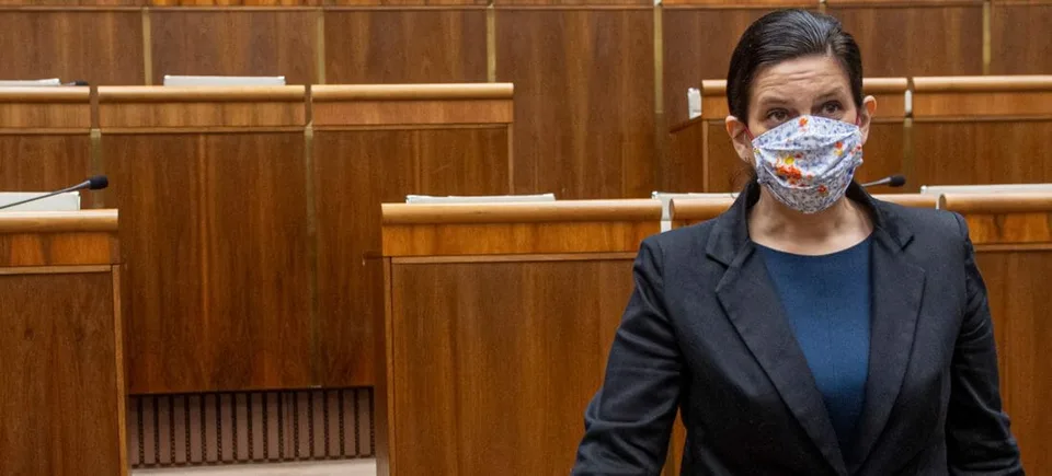 Read more about the article Poslankyňa za OĽANO položila naivnú otázku o Sputniku. Ľudia jej naložili: Nestrápňuj sa!