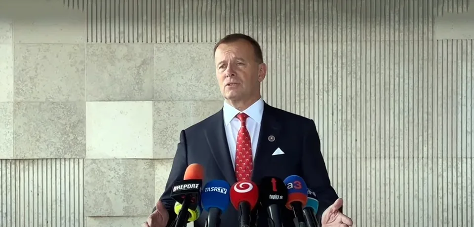 Read more about the article Boris Kollár: Dekan Burda je skutočný odborník, ktorý do práva nemieša politiku, čo sa o Kolíkovej povedať nedá