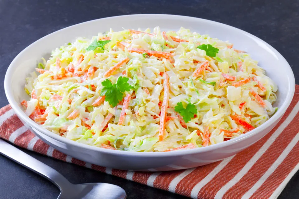 Read more about the article Coleslaw šalát