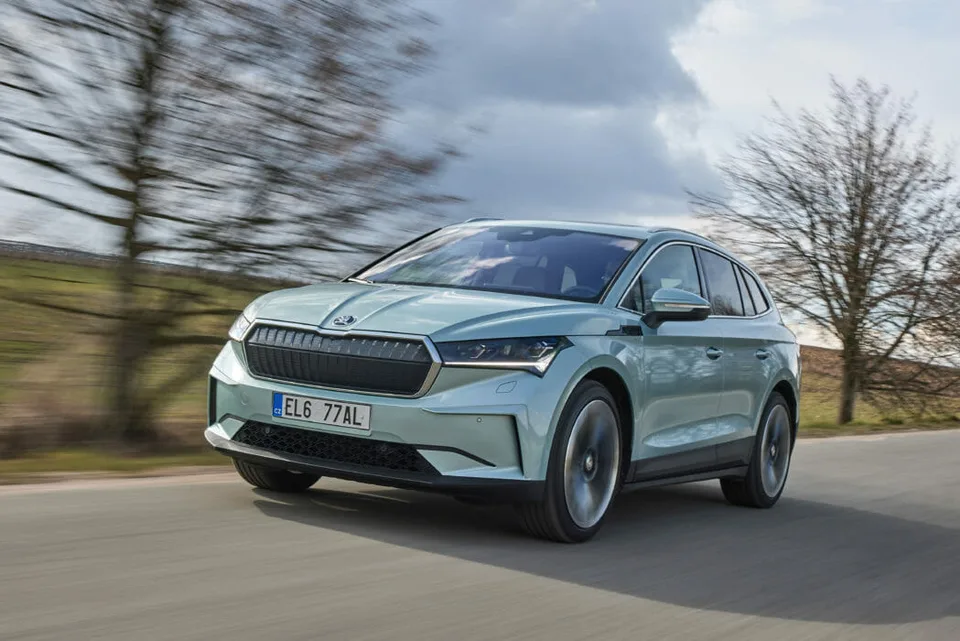 Read more about the article Vyskúšali sme prvé elektrické SUV od Škody, Enyaq iV 80 prejde aj 500 kilometrov!
