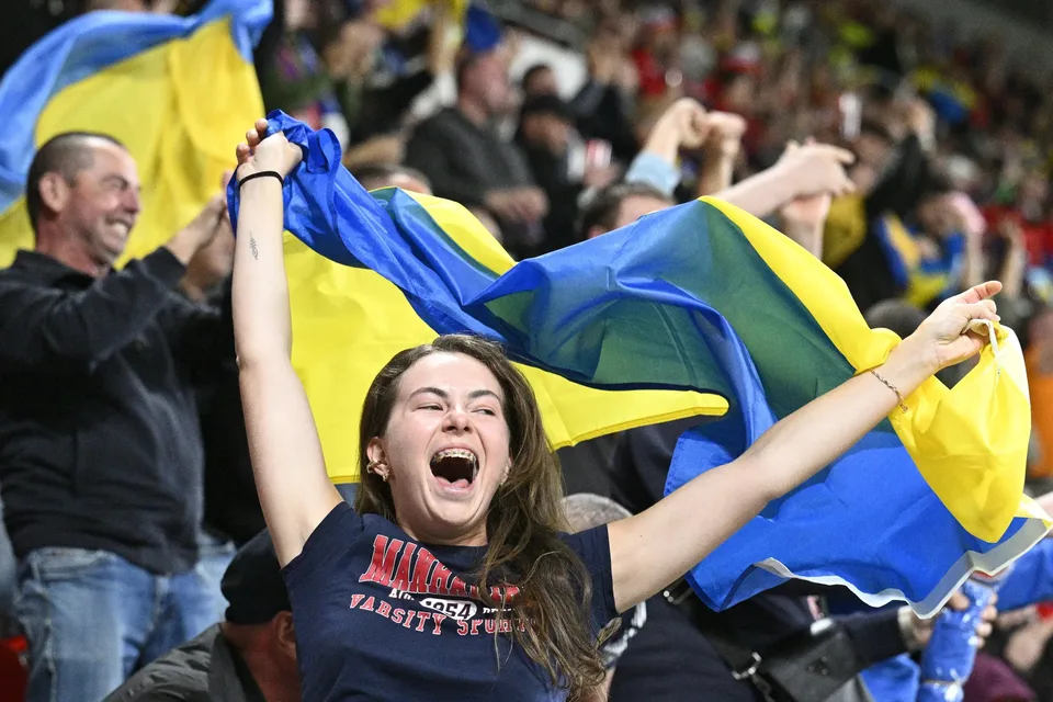 Read more about the article Česká futbalová reprezentácia v šoku, Ukrajinci na pražskom štadióne vysoko prečíslili domácich fanúšikov