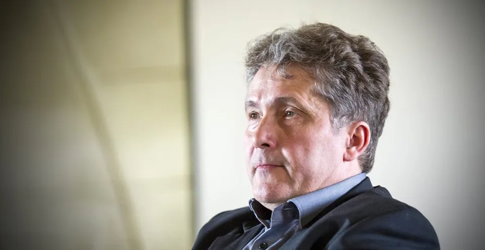 Read more about the article TRAGÉDIA Zomrel smerácky poslanec Petrák. Podpásovka od Matoviča