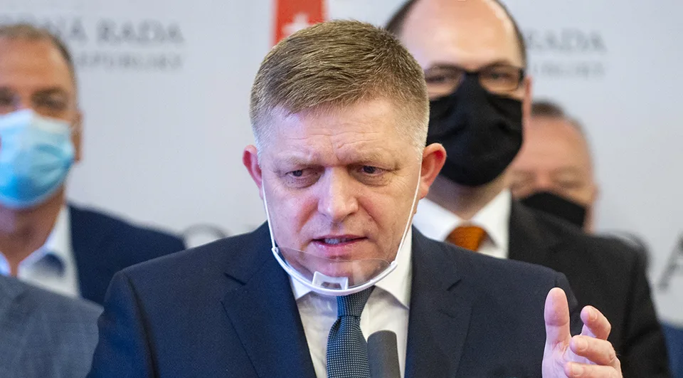 Read more about the article Fico šokuje slovníkom. Ja nie som politická sviňa, zúril v debate