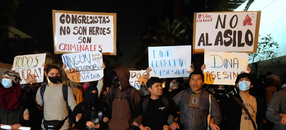 Read more about the article Peru bez prezidentky: Parlament odvolal prezidentku Boluarteovú pre „morálnu neschopnosť“!
