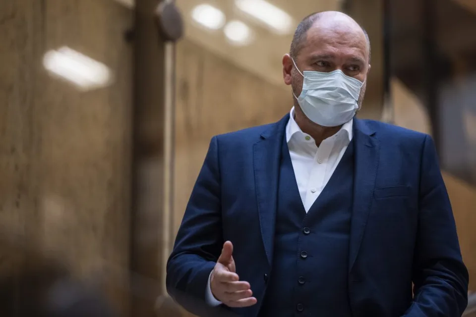 Read more about the article Sulík: Mne je to ľúto. Premiér osobnú zášť povýšil nad zdravý rozum