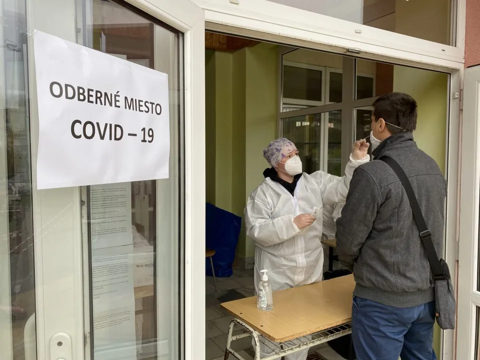 Read more about the article Mestá sa búria: Riadenie pandémie je chaotické. Sme bezradní