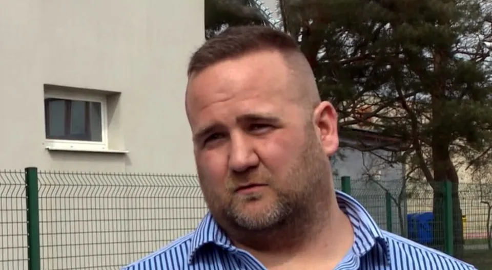 Read more about the article Môžu byť redaktori televízie objektívni? Šéf spravodajstva TV JOJ je kamarát známych kajúcnikov!