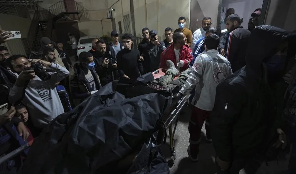 Read more about the article Izrael pri svojich náletoch zabíja aj humanitárnych pracovníkov z World Central Kitchen!
