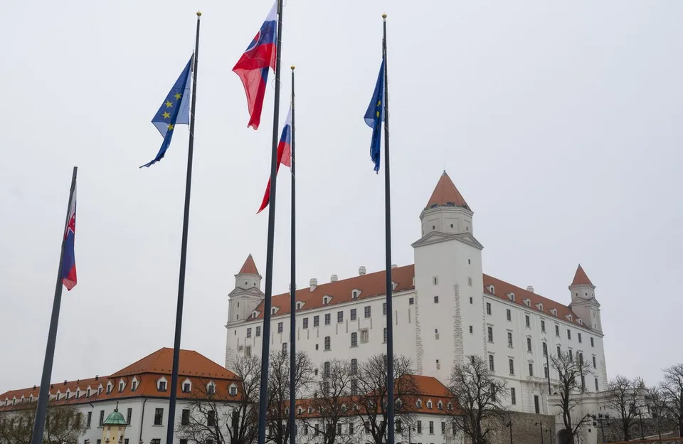 Read more about the article Na Bratislavský hrad sa občania nedostanú: Uzavreli ho!