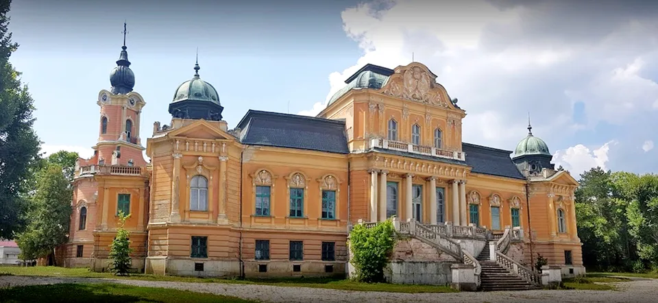 Read more about the article Polícia je v pohotovosti: Pätica dievčat ušla z reedukačného centra