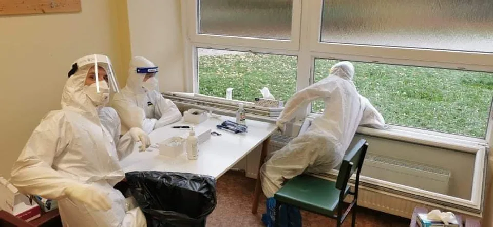 Read more about the article Slovensko za sobotu bez úmrtí, pribudlo však vyše 2200 infikovaných