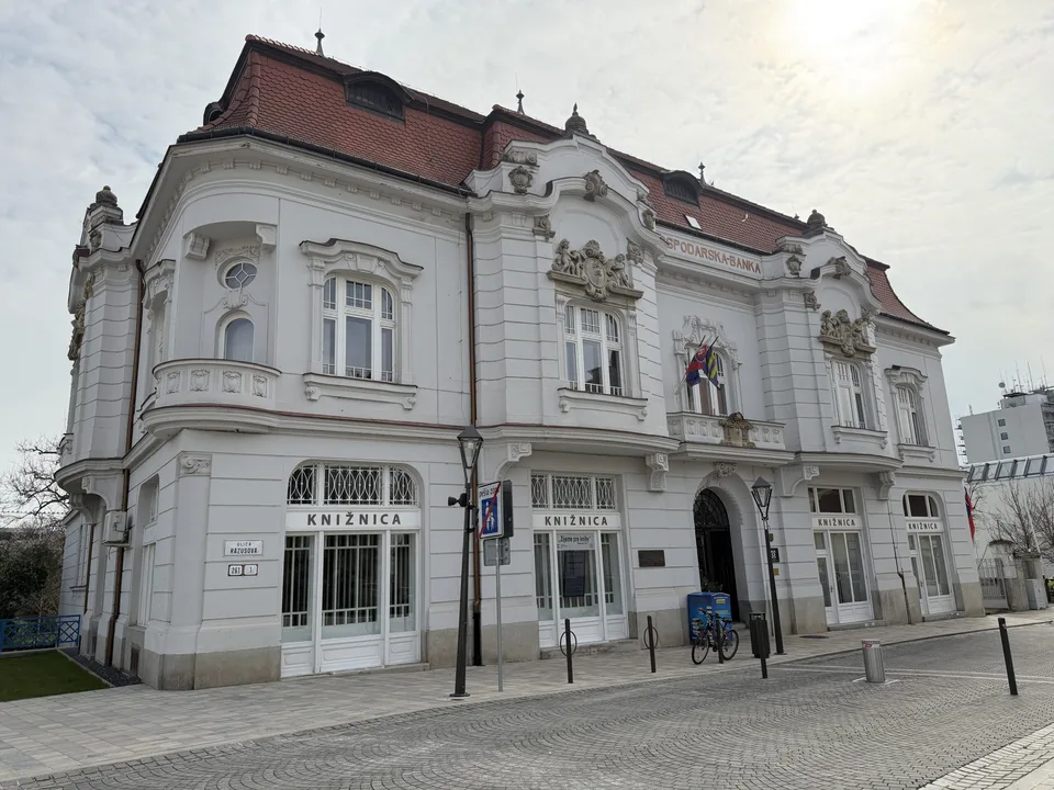 Read more about the article Knižnica – viac než len miesto, kde požičiavajú knihy