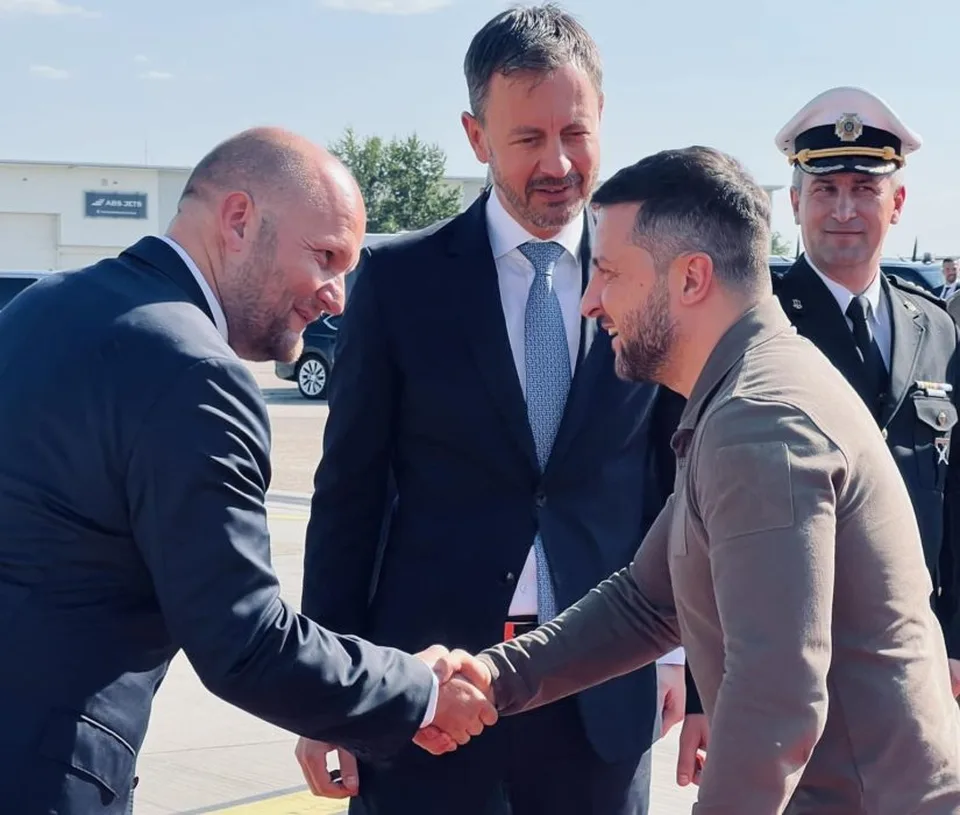 Read more about the article Zelenskyj sa stretol s Hegerom a Naďom: Poďakoval im za ich rozhodnutia v prospech Ukrajiny