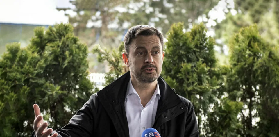 Read more about the article Heger tvrdí, že dezinformátori prehrávajú: Fico a Blaha chcú zastaviť našu slovenskú „inváziu“ spravodlivosti!
