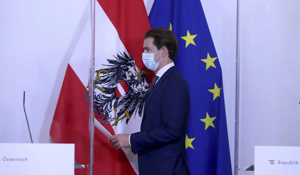 Read more about the article Rakúska vláda je negatívna, koronavírus ušetril aj Kurza