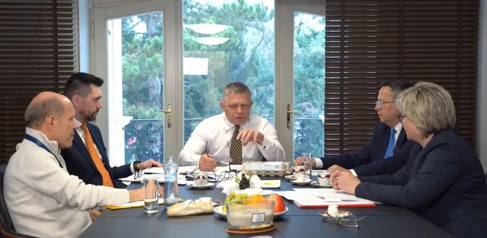 Read more about the article VIDEO Fico rázne: Potraviny na Slovensku by nemali byť drahšie ako v krajinách s vyššími príjmami
