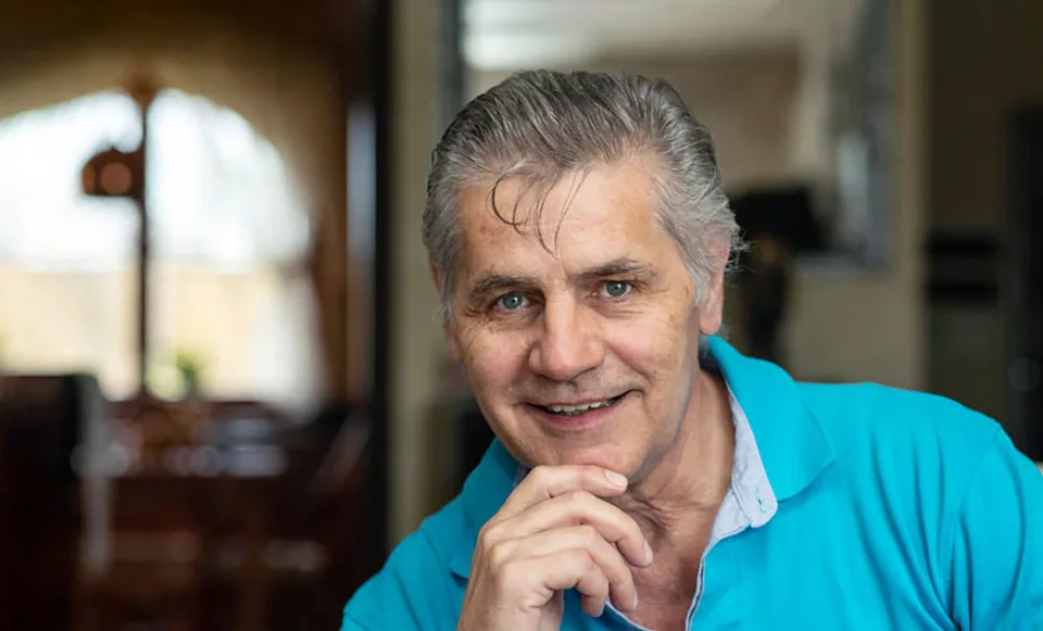 Read more about the article ROZHOVOR Otto Weiter sa vracia do života: S novou ženou v starom domove