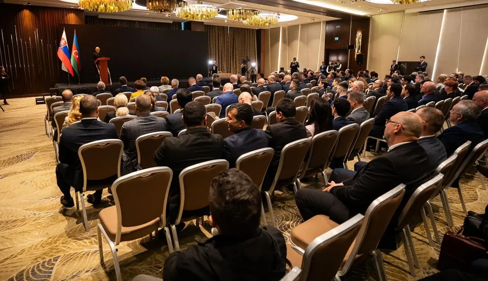 Read more about the article VIDEO Aktuálne z Baku: Podnikatelia, ktorí sú súčasťou delegácie premiéra, hodnotia pracovné príležitosti