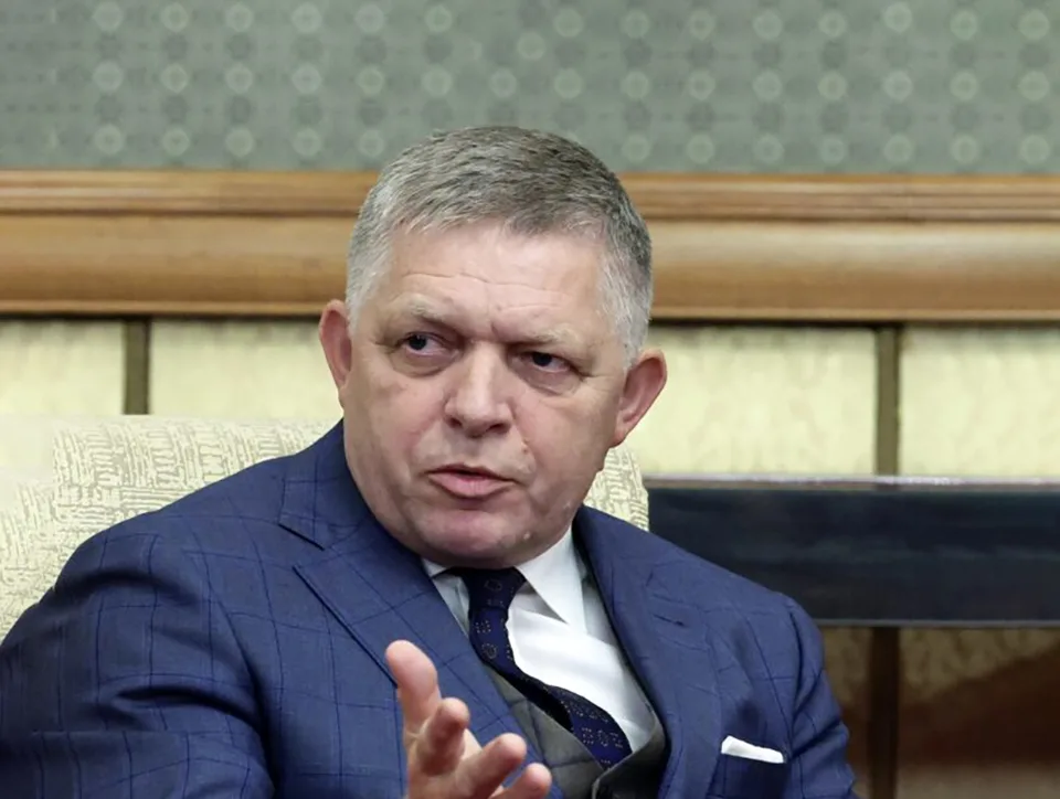 You are currently viewing Premiér Fico sa v Užhorode stretol s ukrajinským prezidentom Zelenským