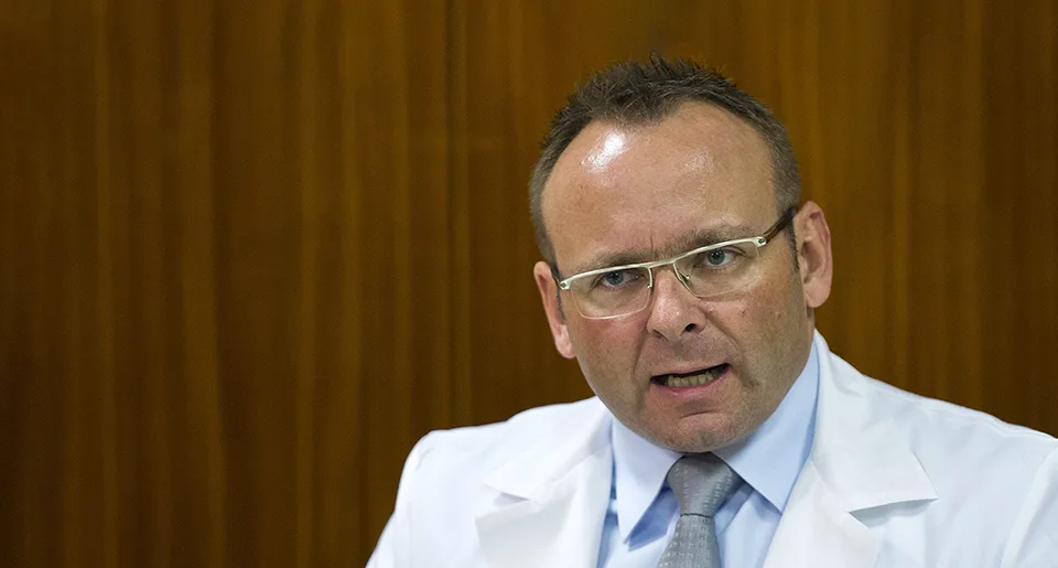 You are currently viewing Známy onkológ Jozef Dolinský: Koronu dostal po očkovaní!