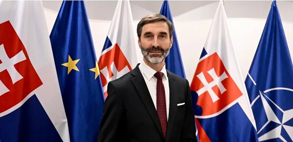 Read more about the article Ministerstvo zahraničných vecí: Ambasády SR v zahraničí Slovákom pomôžu, no ich činnosť je limitovaná
