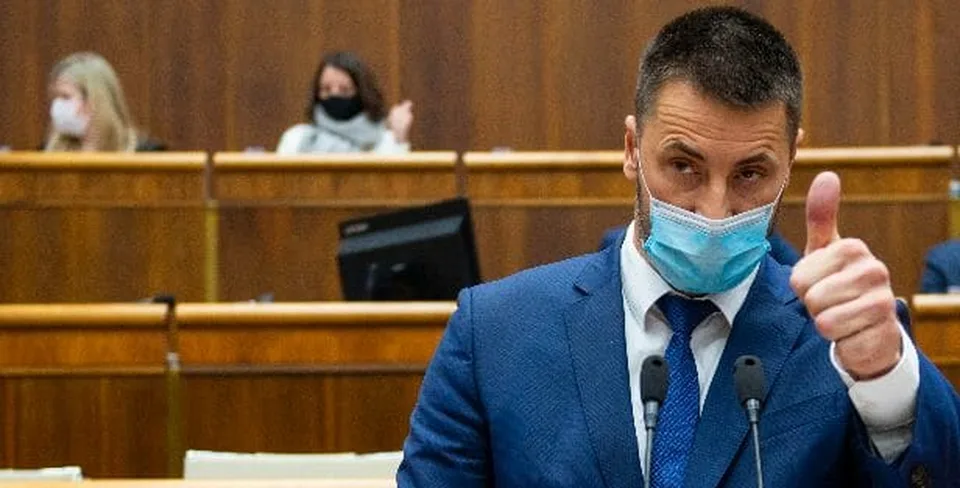 Read more about the article Saskár: Nedal som sa očkovať, aby som zistil, ako sa takým ľuďom žije. „Si hňup,“ odkázal mu Baťo