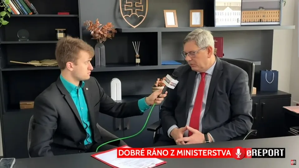 Read more about the article Minister Susko pre eReport: Kolíková zatiahla na rezorte ručnú brzdu, reformu súdnej mapy nezvládla
