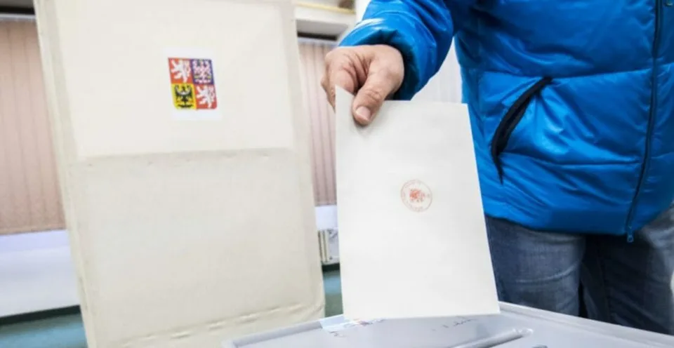 Read more about the article Počas volieb v Česku budú môcť hlasovať aj ľudia v karanténe, imobilní pacienti či väzni