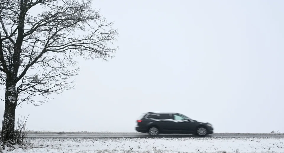 Read more about the article Vodiči, buďte opatrní! Nehody a šmykľavé cesty ohrozujú bezpečnosť na cestách