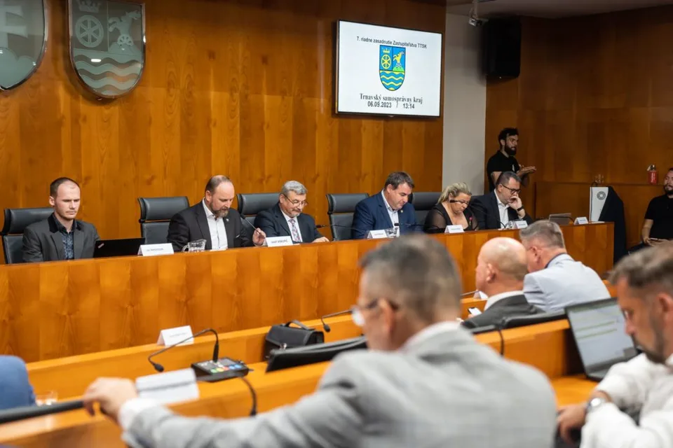 Read more about the article Trnavský samosprávny kraj zlepší podmienky stredoškolákom, podporí aj cestovný ruch