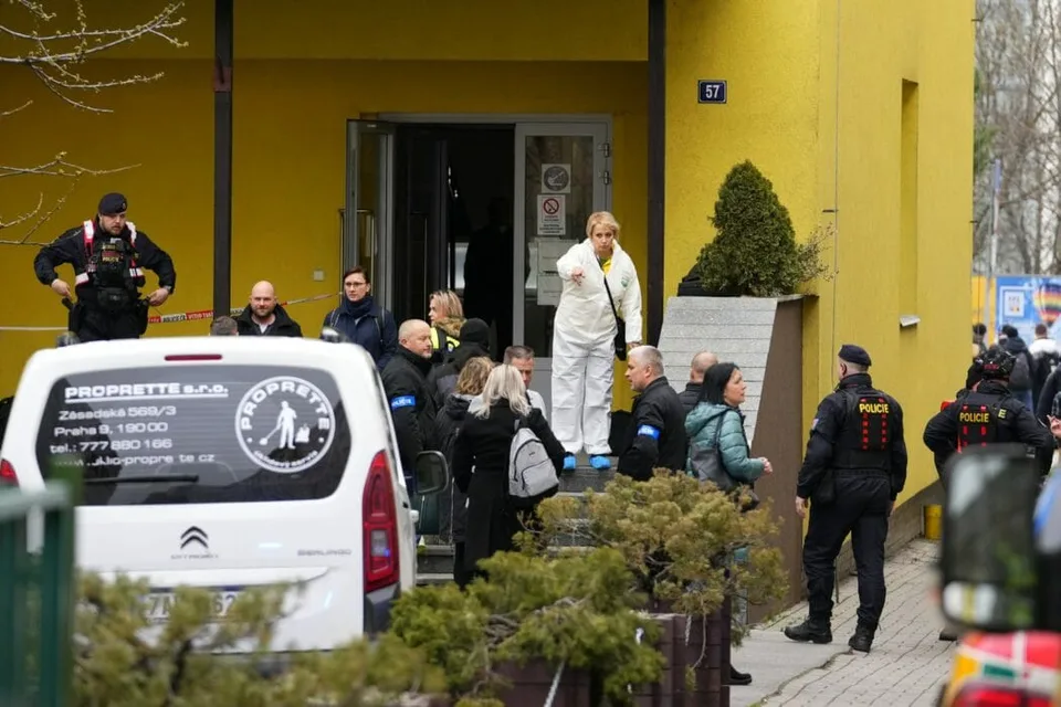 Read more about the article Brutálny útok v Prahe: Učeň zabil mačetou učiteľa!
