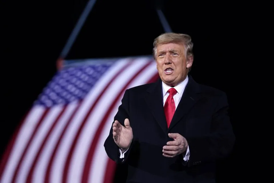 Read more about the article Postaví sa pred súd?Podľa vyšetrovania, by sa mal Trump za útok na Kapitol právne zodpovedať