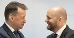 Vpravo minister obrany SR Jaroslav Naď a vľavo poľský minister obrany Mariusz Blaszczak.