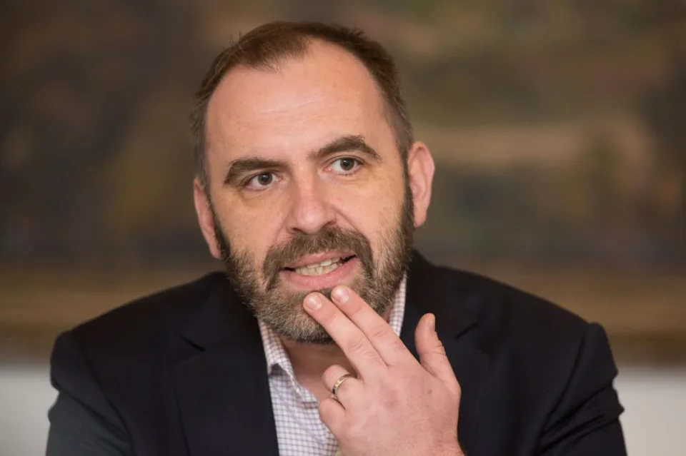 Read more about the article Štefunkova firma skončila s obrovskými dlhmi voči štátu. Preslávila sa predraženými zákazkami!