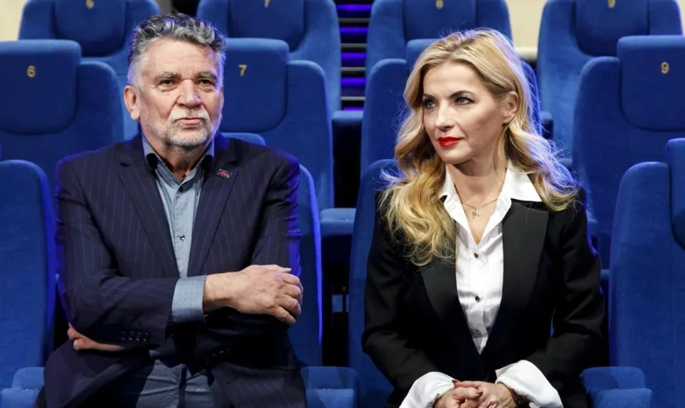 Read more about the article To nie je vaša televízia, to je televízia celého národa! Odkazuje opozícii a zamestnancom RTVS Chmelár