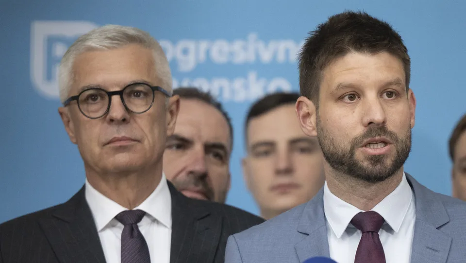 Read more about the article Opozícia a médiá šíria hoaxy. Slovensko nie je členom koalície ochotných pre Ukrajinu!