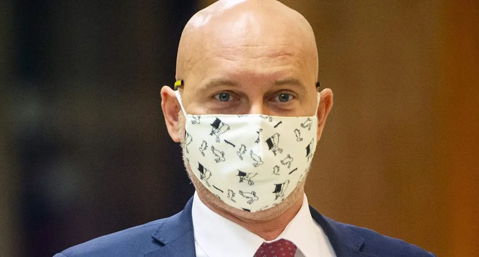 Read more about the article Gröhling: O zmene mena či priezviska nerozhoduje rezort školstva!