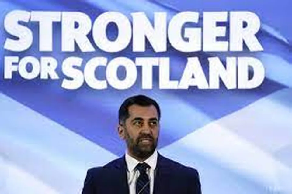 Read more about the article Novým lídrom Škótskej národnej strany sa stal minister zdravotníctva Humza Yousaf