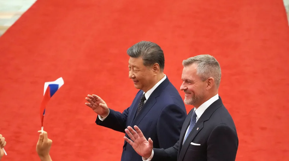You are currently viewing Pellegrini pozval Si Ťin-pchinga na Slovensko: Čínsky prezident reagoval jasne