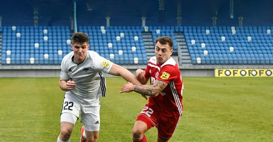 Read more about the article Senica prehrala s Trenčínom, Slovan sa natrápil s Pohroním