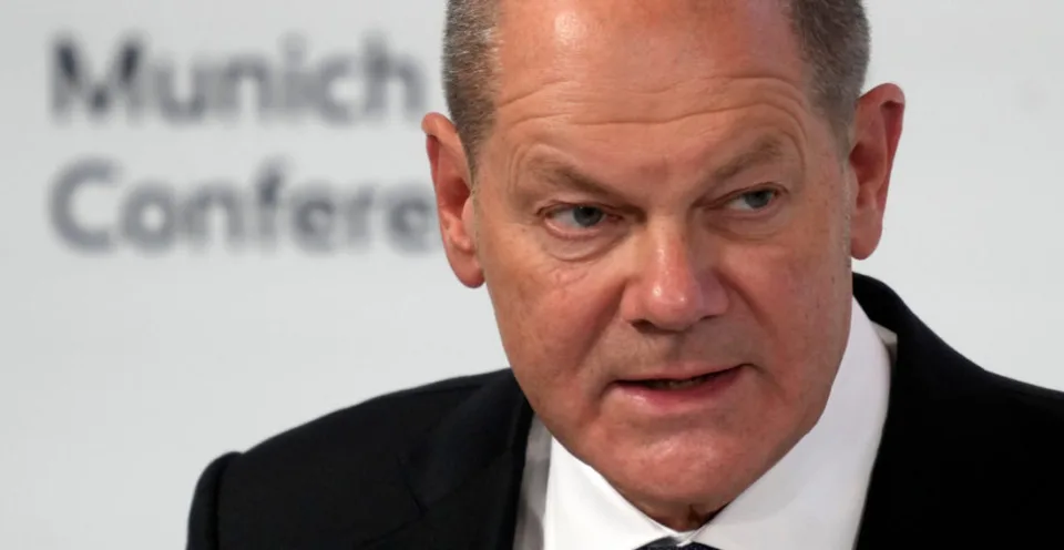 Read more about the article Scholz volá po mieri: Rozhovory o ukončení vojny na Ukrajine by mali pokračovať!