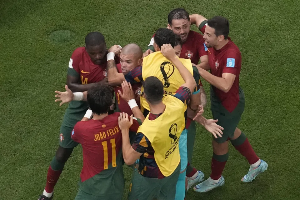 Read more about the article Portugalsko deklasovalo Švajčiarsko 6:1! Hetrikom sa blysol Ramos