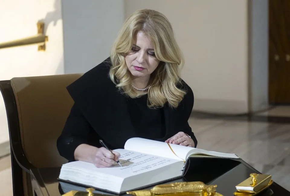 Read more about the article Čaputová podpísala mimoriadny príspevok pre dôchodcov: Okrem 13. dôchodku dostanú ešte jeden