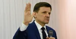 Alojz Hlina nadobudol pocit víťazstva. A už sa pustil do písania siláckych príspevkov na sociálnu sieť.