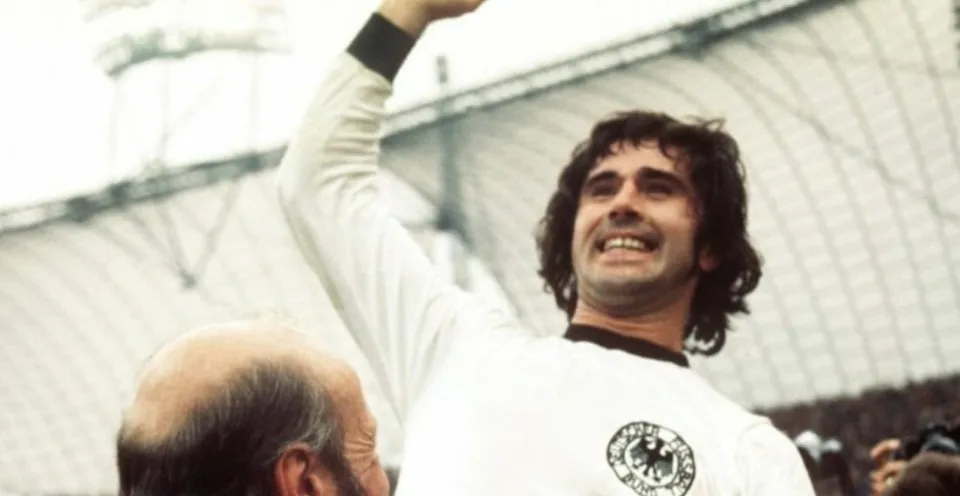 Read more about the article ODIŠLA LEGENDA Zomrela osobnosť svetového futbalu, Gerd Müller je mŕtvy!