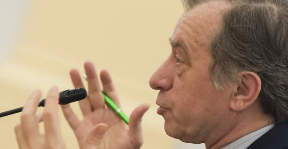 Read more about the article KOMENTÁR Jána Drgonca: Komu má poslúžiť Čaputová v predĺženej funkcii?