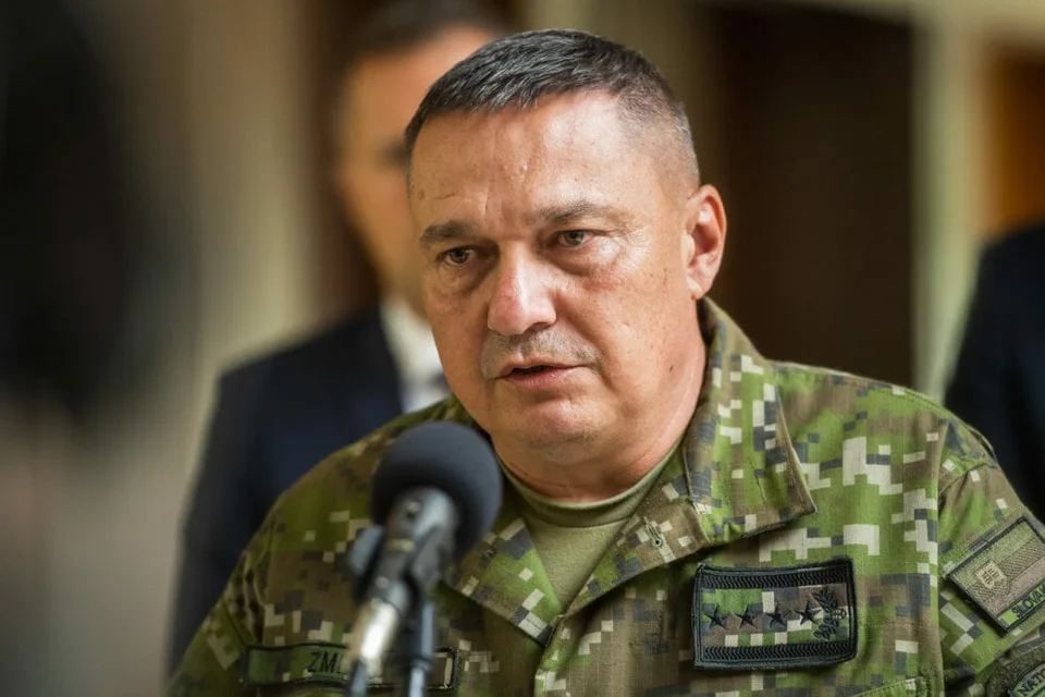 Read more about the article Ozbrojené sily reagujú na kritiku opozičných politikov: Herné konzoly nie sú luxus, sú nástrojom moderného výcviku a regenerácie!