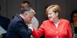 Zľava Viktor Orbán a Angela Merkelová.