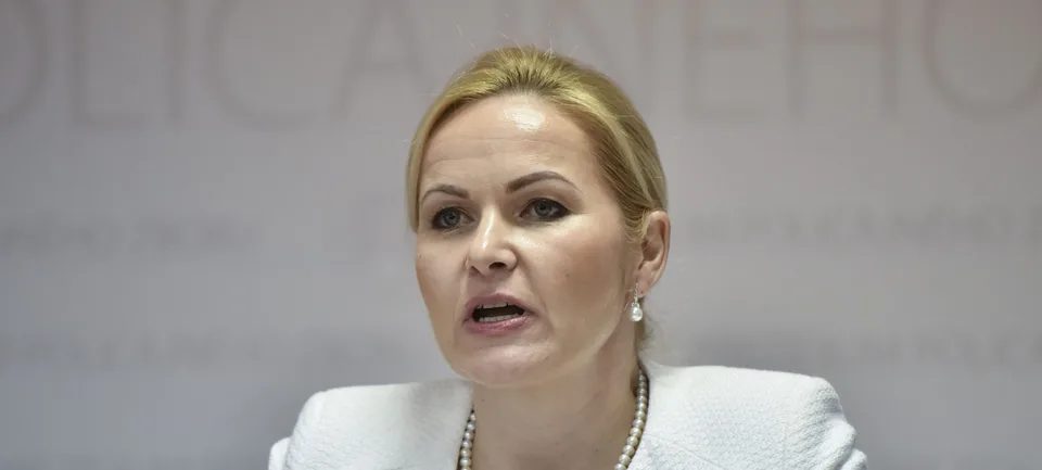 Read more about the article ŠOK! Policajná prezidentka odpadla v priamom prenose: Ratoval ju minister!